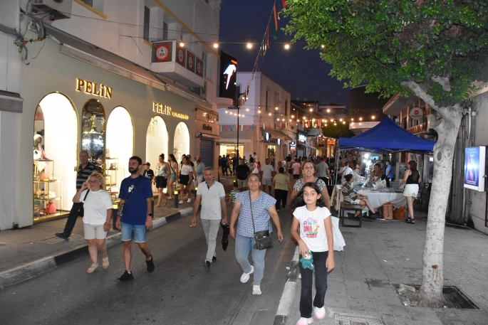  10. Girne Çarşı Şenliği başladı