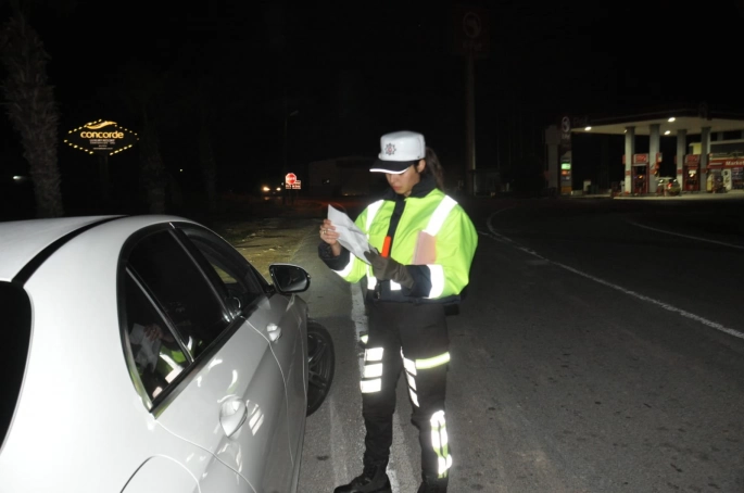 890 sürücüye yasal işlem 116 araç trafikten men!