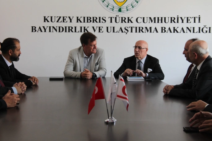 Arıklı, Türk Dünyası Mühendisler ve Mimarlar Birliği heyetini kabul etti