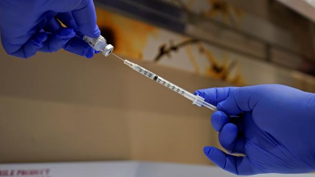 Avustralya'da 12-15 yaş için BioNTech aşısına onay verildi