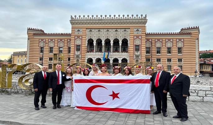 Bahar Esintileri Sanat Derneği Korosu, Saraybosna 'da konser verdi