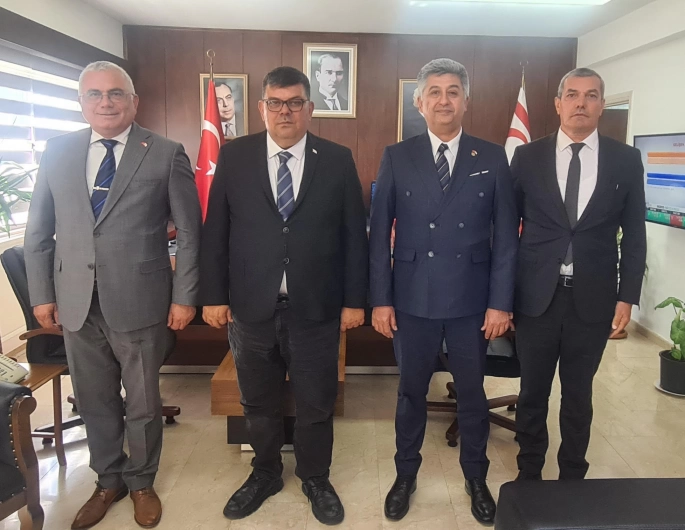 Bakan Berova, Karaca ve Balaban'ı makamında kabul etti