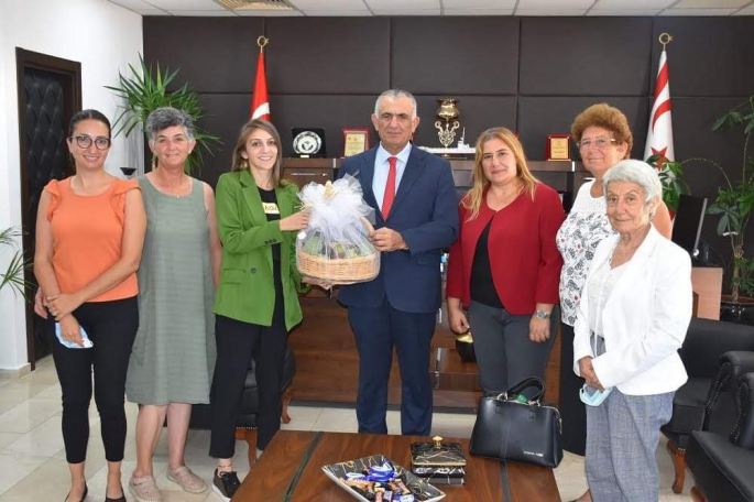 Bakan Çavuşoğlu 4K KOOP Yönetim Kurulu Başkanı Deniz SOLYALI ve Yönetim Kurulu Üyelerini Kabul Etti.