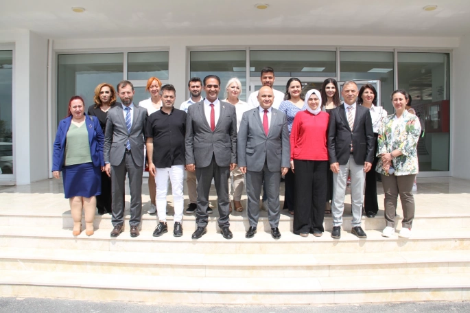 Bakan Gardiyanoğlu ve Büyükelçi Başçeri’den Engelsiz Yaşam Evi’ne Anlamlı Ziyaret