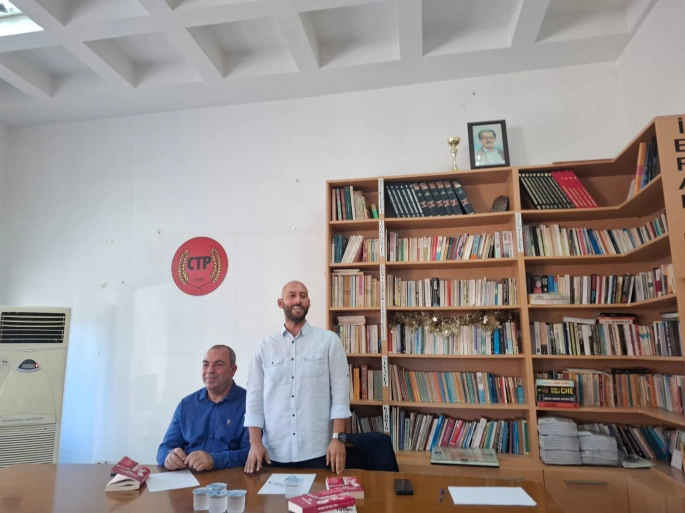Başaran Düzgün’ün romanları Lefke ve Güzelyurt’ta tanıtıldı