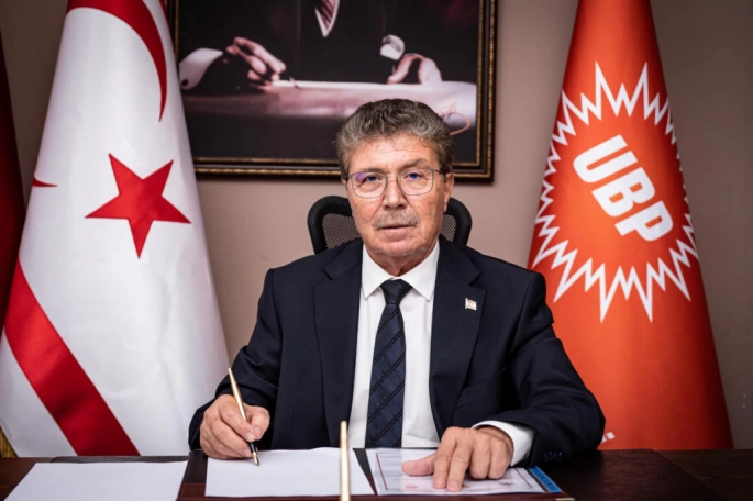 Başbakan Üstel, Azerbaycan’ın Bağımsızlık Günü’nü kutladı