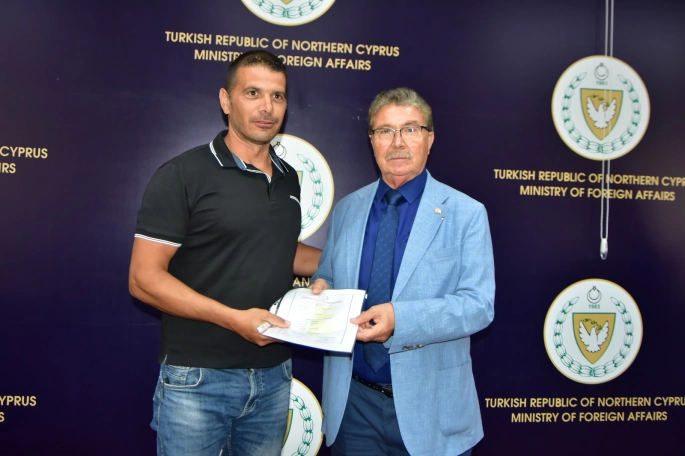 Başbakan Üstel, kırsal kesim arsası hak sahipliği arsa dağıtım törenine katıldı