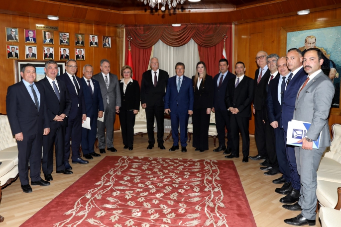 Başbakan Üstel YÖDAK Başkanı Avcı ve Rektörler Kurulu üyelerini kabul etti