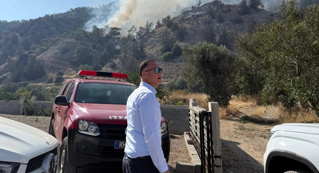  Başbakanlık Afet ve Acil Durum Komitesi Başkanı Cahitoğlu: “Tüm gücümüzle alandayız, havadan ve karadan müdahale sürüyor”