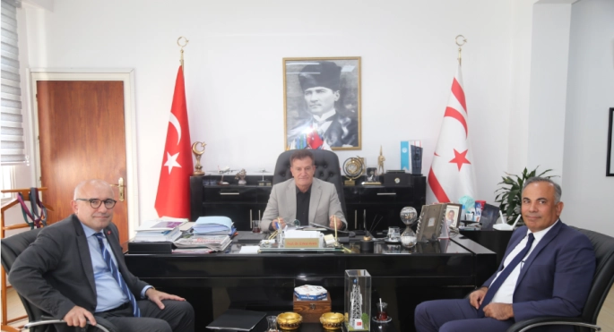 BAYINDIRLIK VE ULAŞTIRMA BAKANI ARIKLI, ULAK HABERLEŞME A.Ş. GENEL MÜDÜRÜ KÖMÜRCÜ’YÜ KABUL ETTİ