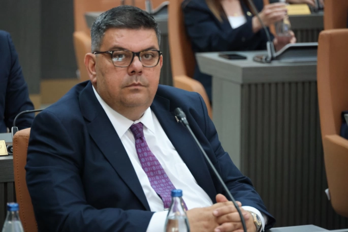  Berova: 