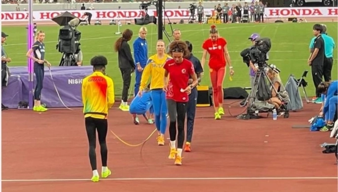 Buse Savaşkan, Dünya Atletizm Şampiyonası’nda piste çıktı