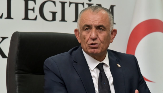 Çavuşoğlu: Gençlerimizin fikirleri ve azmi ülkemizi ileriye taşıyacak