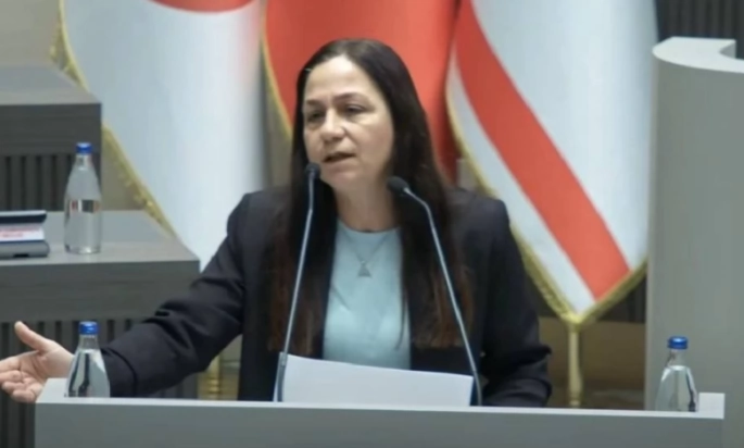 Çolakoğlu: “Kendimizi toplum olarak alacakaranlık kuşağında hissetmeye devam ediyoruz”