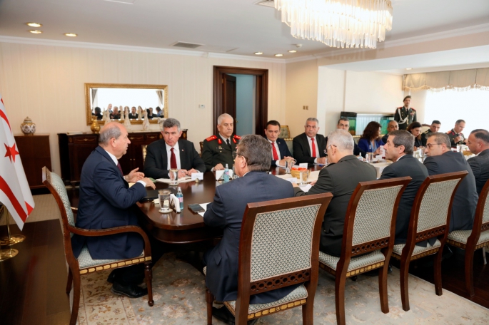 Cumhurbaşkanı Tatar başkanlığında Taşınmaz Mal Komisyonu’nun işleyişiyle ilgili toplantı yapıldı
