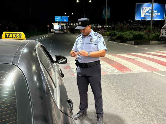 Demirhan Polis Karakolu Ekiplerinden YOLCU TAŞIMA “T” İŞLETME İZİNLİ ARAÇLARA SIKI DENETİM