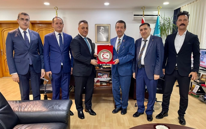 Dışişleri Bakanı Ertuğruloğlu, Azerbaycan heyetini kabul etti