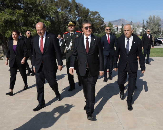 Dr. Fazıl Küçük Anıt Mezarı'nda tören düzenlendi