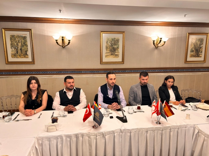 FENERCİOĞLU İFTARDA BASIN İLE BULUŞTU!