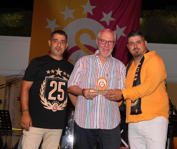 Galatasaraylılar KKTC’de 25. şampiyonluğu coşkuyla kutladı