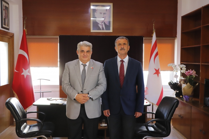 Gazimağusa Belediye Başkanı Süleyman Uluçay, Gazimağusa Kaymakamı Özden Keser’e ziyarette bulundu. 