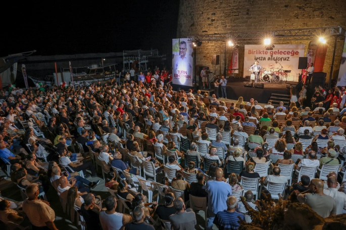 Girne, Tufan Erhürman’la tek ses, tek söz: “Gönülleri kazana kazana, gümbür gümbür geliyoruz”