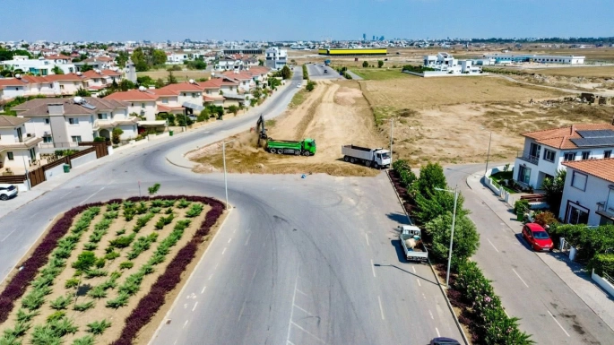 Gönyeli-Alayköy Belediye Başkanı Amcaoğlu: “Özker Özgür Caddesi’ndeki çalışmalar sona yaklaştı”