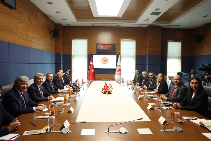  Hukuk Komitesi heyeti, TBMM Dışişleri Komisyonu ile görüştü