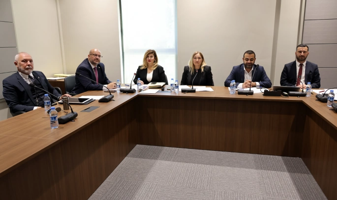 Hukuk, Siyasi İşler, Dışilişkiler ve Savunma Komitesi toplandı… Bir yasa tasarısı ile iki yasa önerisi görüşüldü