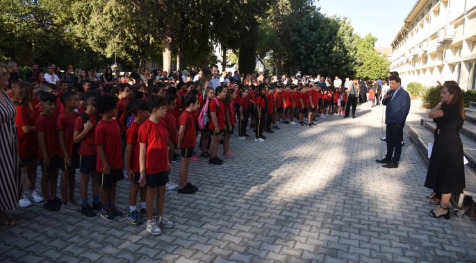  İlkokullar bugün ders başı yaptı