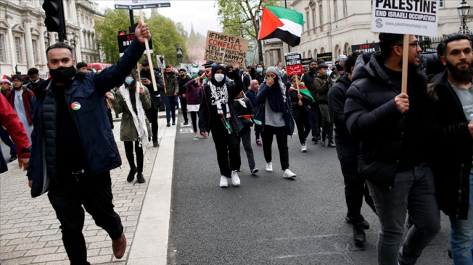İsrail'in Refah'a yönelik saldırıları Londra'da protesto edildi