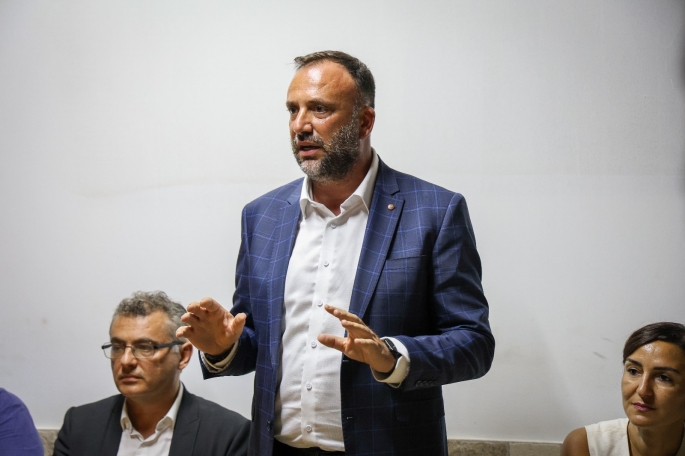 Karşıyaka da geleceğe imzasını attı:  “Cumhurbaşkanlığının tarafı adalet ve eşitlik olacak”