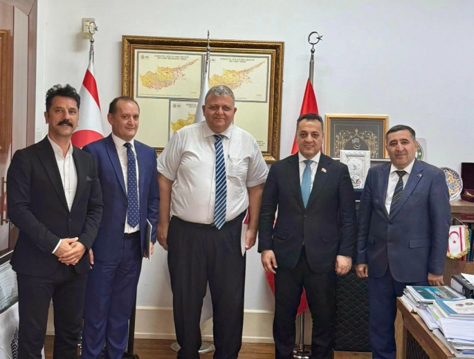  Kıbrıs Vakıflar İdaresi Genel Müdürü Tümer, Azerbaycan heyetini ağırladı