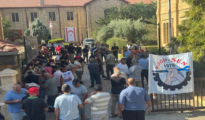 Kooperatif Merkez Bankası İştiraklerindeki Grev Sürüyor… Koop-sen: “Kararlı Mücadelemize Devam Edeceğiz”