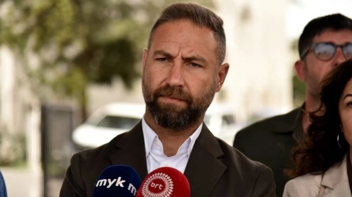 KTÖS: “Basın emekçilerine dava okunması kabul edilemezdir”