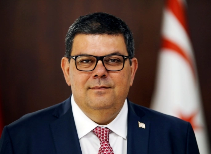 Maliye Bakanı Dr. Özdemir Berova, ‘Babalar Günü’ vesilesiyle mesaj yayımladı