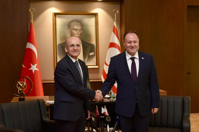 Meclis Başkanı Öztürkler, Mehmet Şimşek’i kabul etti