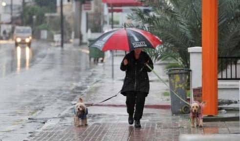 Meteoroloji Dairesi, Pazar gününden itibaren ülkede yağışlı havanın etkili olacağını duyurdu.