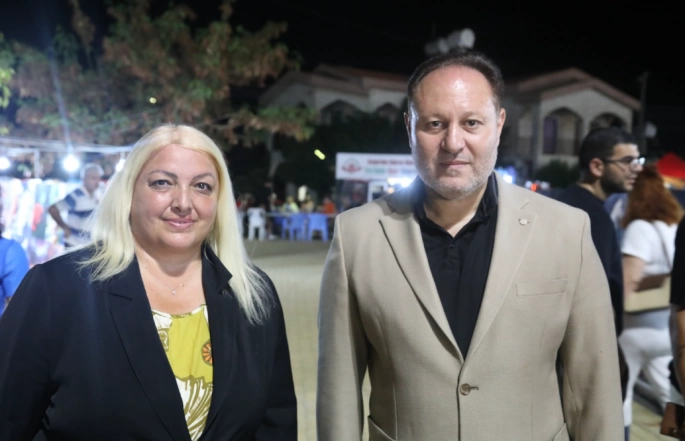  Öztürkler, 63. Mehmetçik Üzüm Festivali'nin kapanışına katıldı