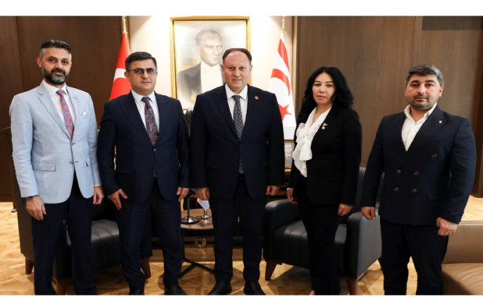 Öztürkler: “KKTC’ye karşı kurulan her masayı, Anavatan Türkiye ile birlikte yıkarız”