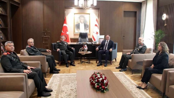 Öztürkler, Orgeneral Bayraktaroğlu’nu kabul etti