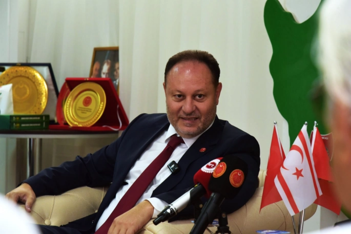 Öztürkler: 