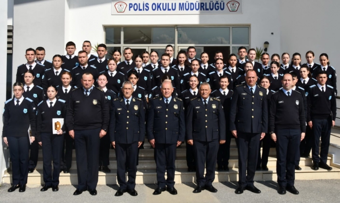  Polis Genel Müdürlüğü: “45 sivil hizmet görevlisi temel eğitimlerini tamamladı”
