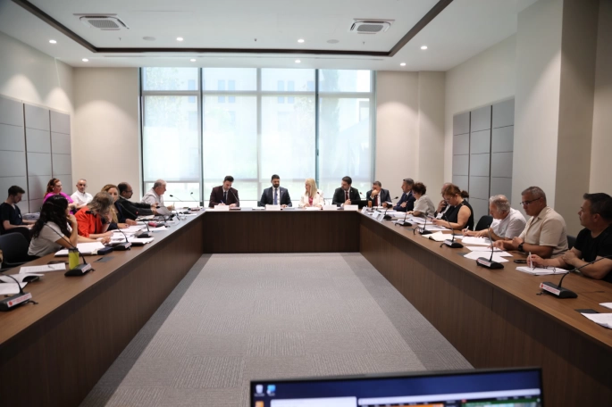 Sağlık Hizmetleri Dairesi (Kuruluş, Görev ve Çalışma Esasları) Yasa Tasarısı yeniden komitede