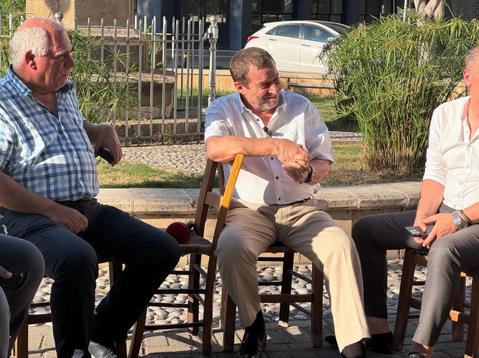 Serdar Denktaş, Sarayönü’nde...