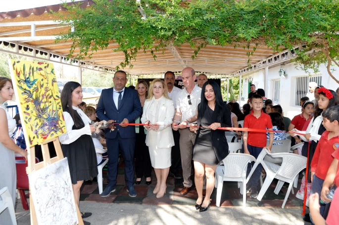 Sibel Tatar, Yeşilyurt Özel Eğitim ve İş Eğitim Okulu mezuniyet törenine katıldı