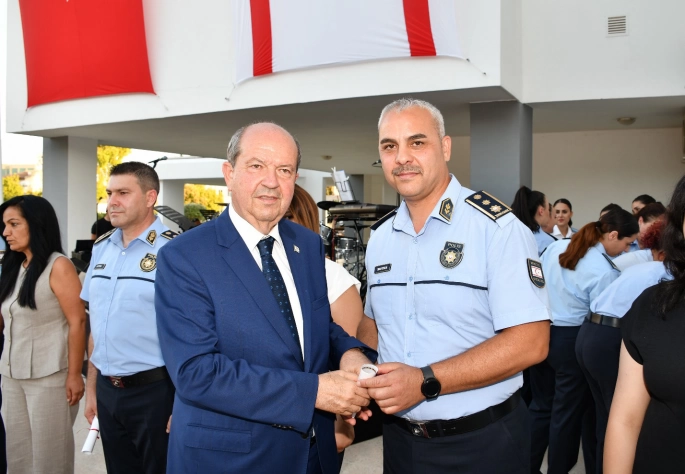  Terfi eden polislere rütbeleri takıldı