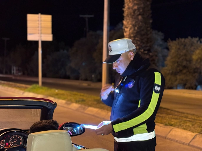 Trafik suçlarında yapılan yasal değişiklikler polis ekipleri tarafından uygulanmaya başladı