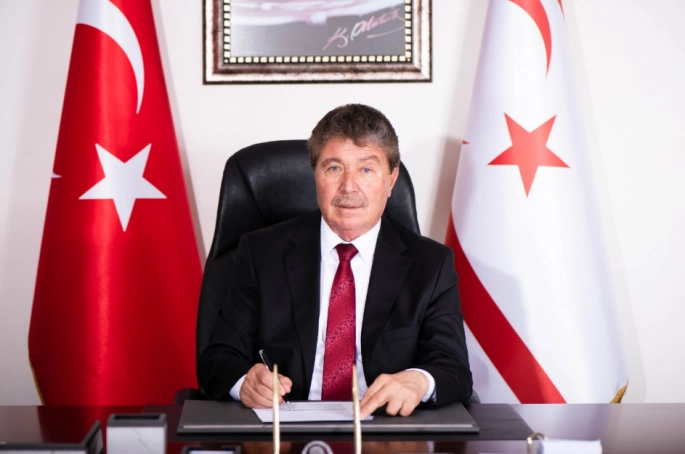 Üstel: THY ve Ajet ile günlük shuttle uçuşlarına ilişkin yarın anlaşma yapılıyor
