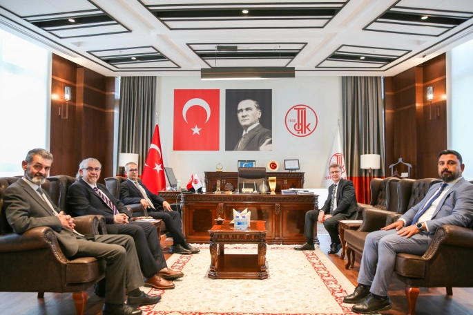 Yunus Emre Enstitüsü ve AÖA arasında iş birliği protokolü imzalandı